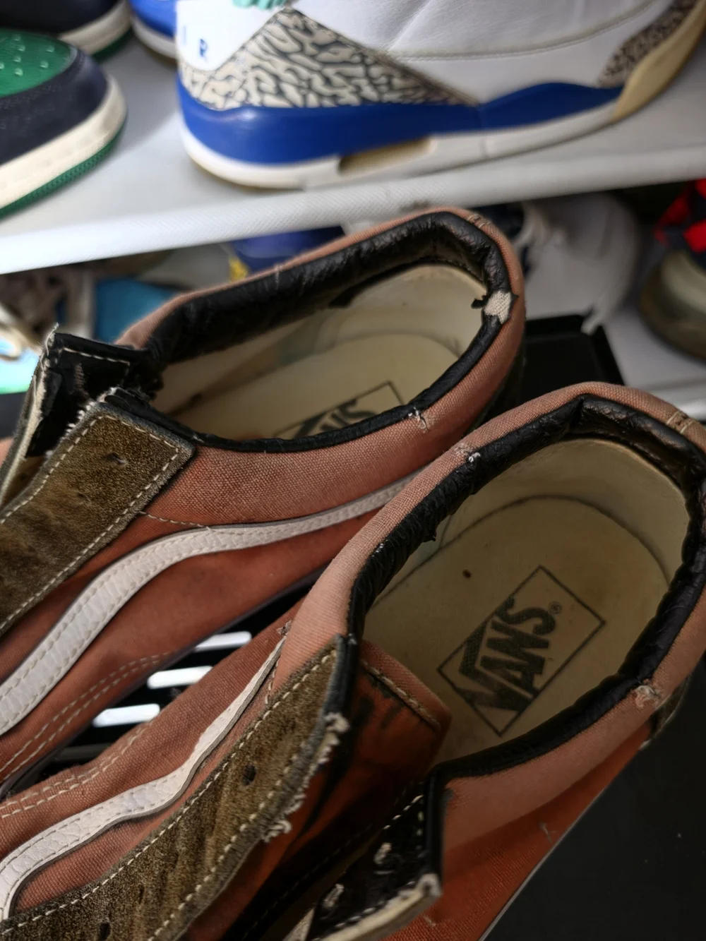 Vans classic low